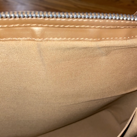 AUTHENTIC LV - Picture 15 of 16